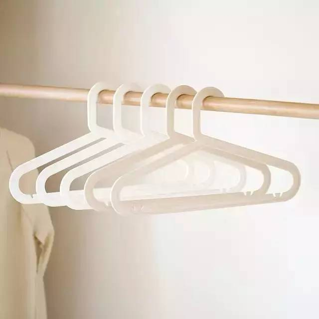 plastic hangers